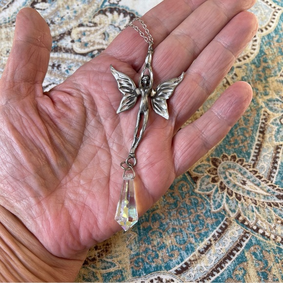 Hand Crafted Pewter Fairy AB Crystal necklace - Picture 8 of 9